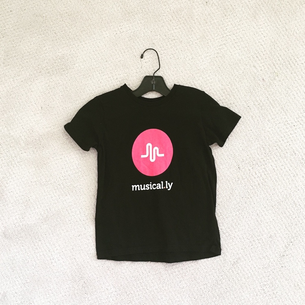 women’s musical.ly shirt